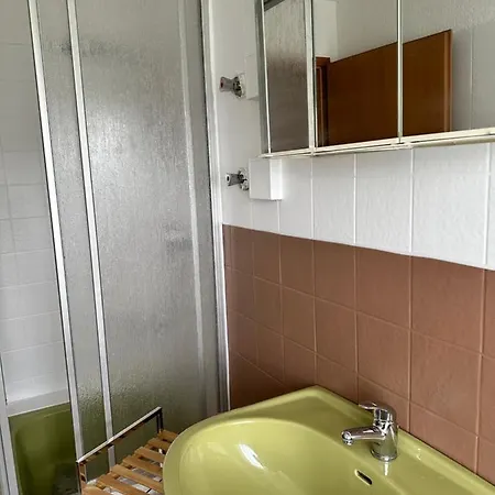 Daire Klingelhoefer *